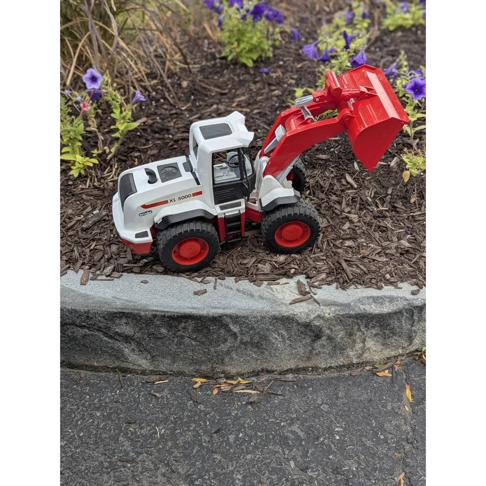 Bruder CAT Style XL 5000 Front Loader Wheel Loader Toy Tractor Germany